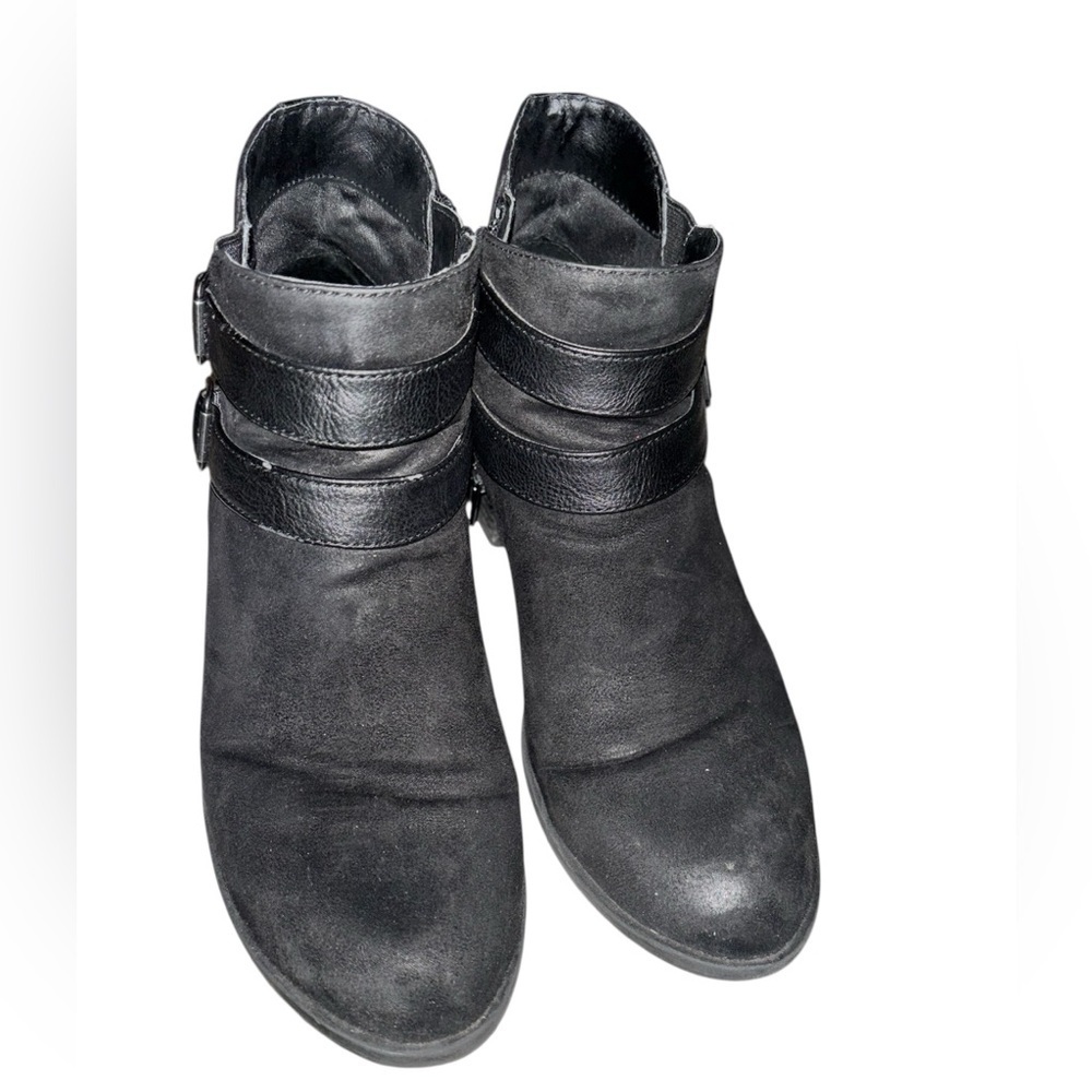 Madden Girl Double Buckle Black Ankle Booties Women 7.5 - Picture 2 of 7
